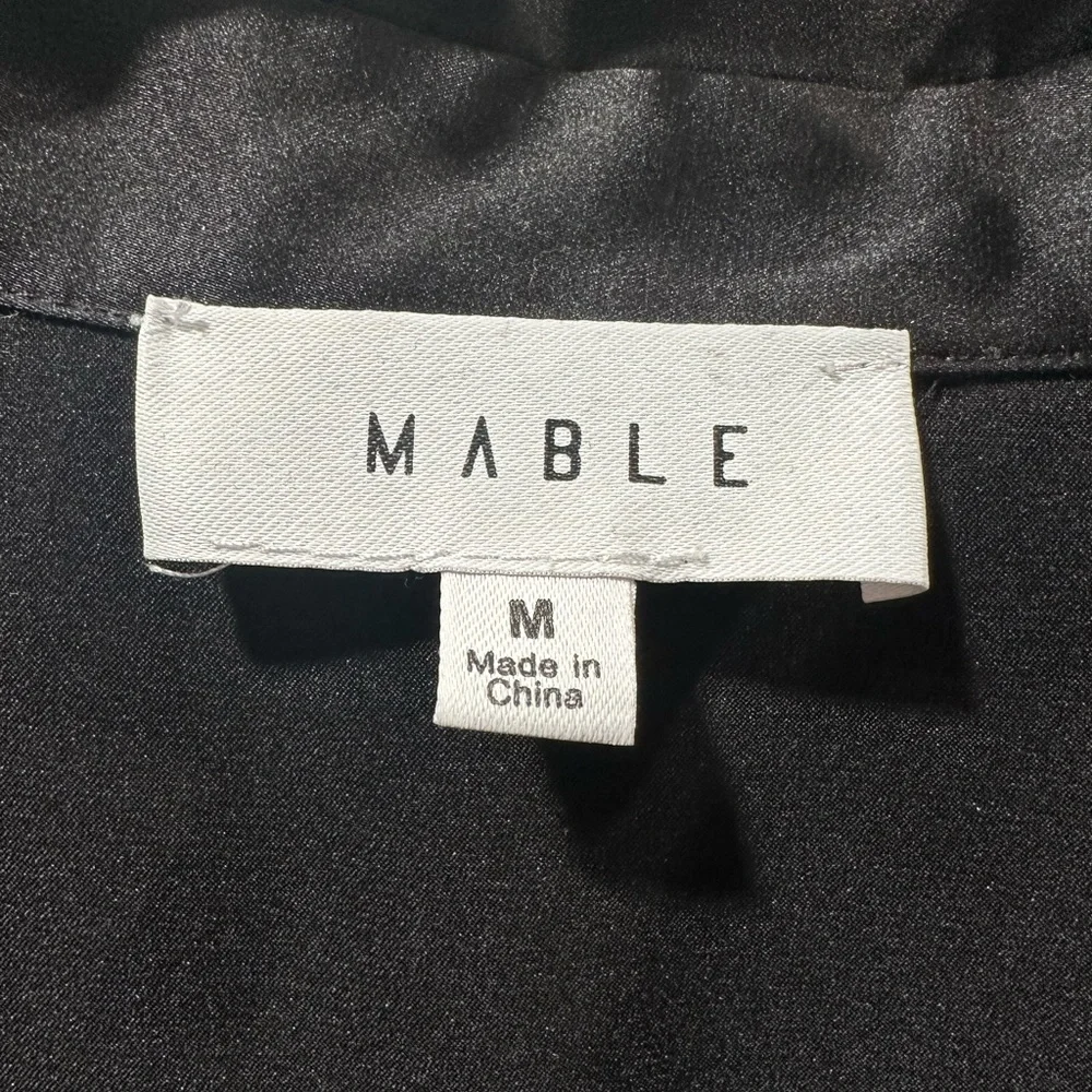 Chic Black Satin Button-Up Dress - Picture 2 of 4